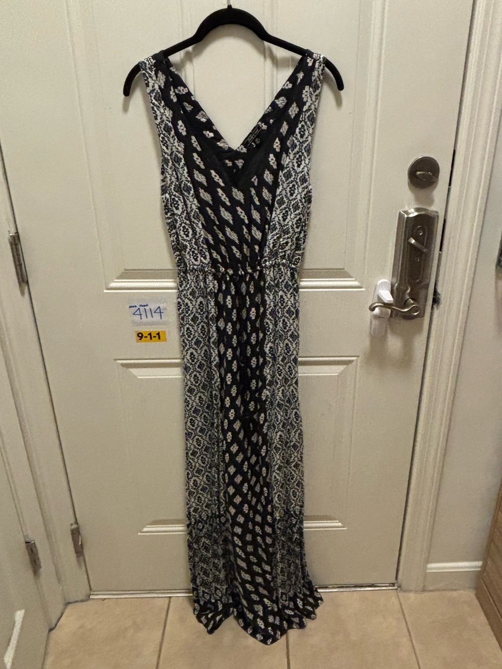 Like new Lucky Brand size XS flawless Black and White Patterned Maxi Dress
